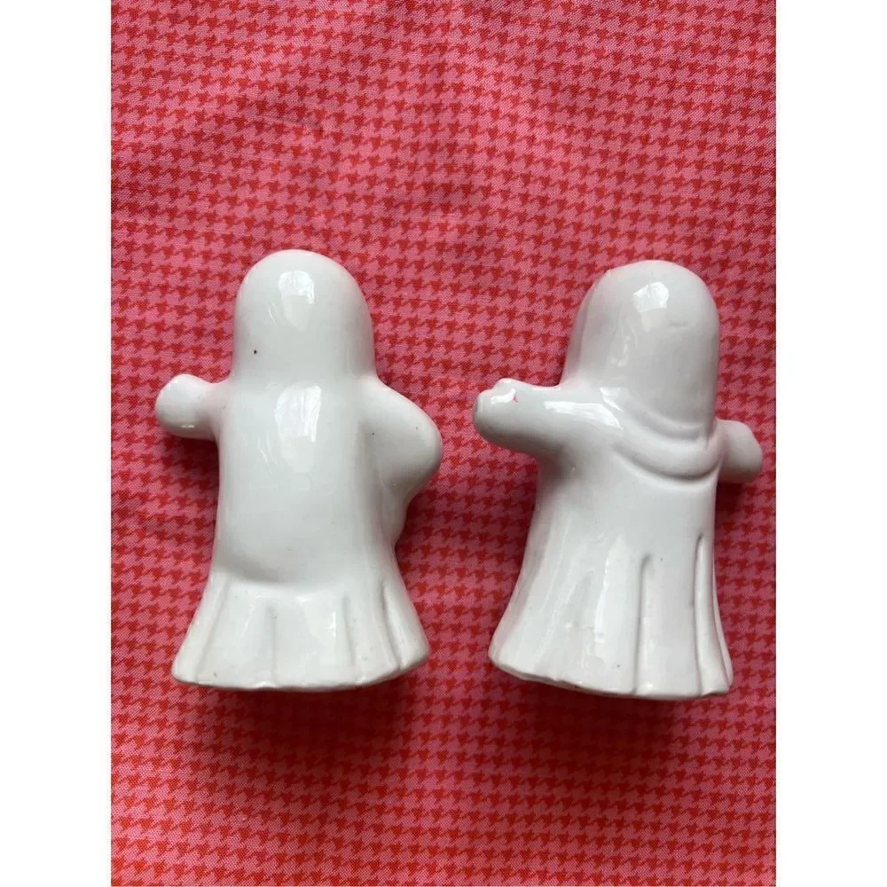 Vintage Salt and Pepper Shakers